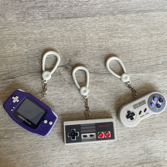 Nintendo Accessories - 3 Nintendo Classic Console Backpack Buddies